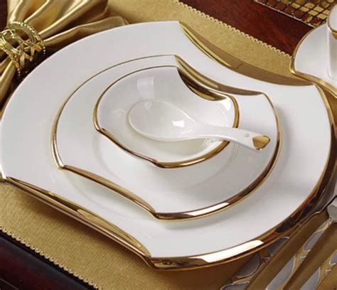 versace kleiner tisch amazon|Luxury and Designer Plates & Dinnerware Sets .